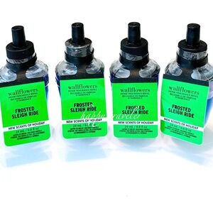 FROSTED SLEIGH RIDE Wallflowers - pine forest